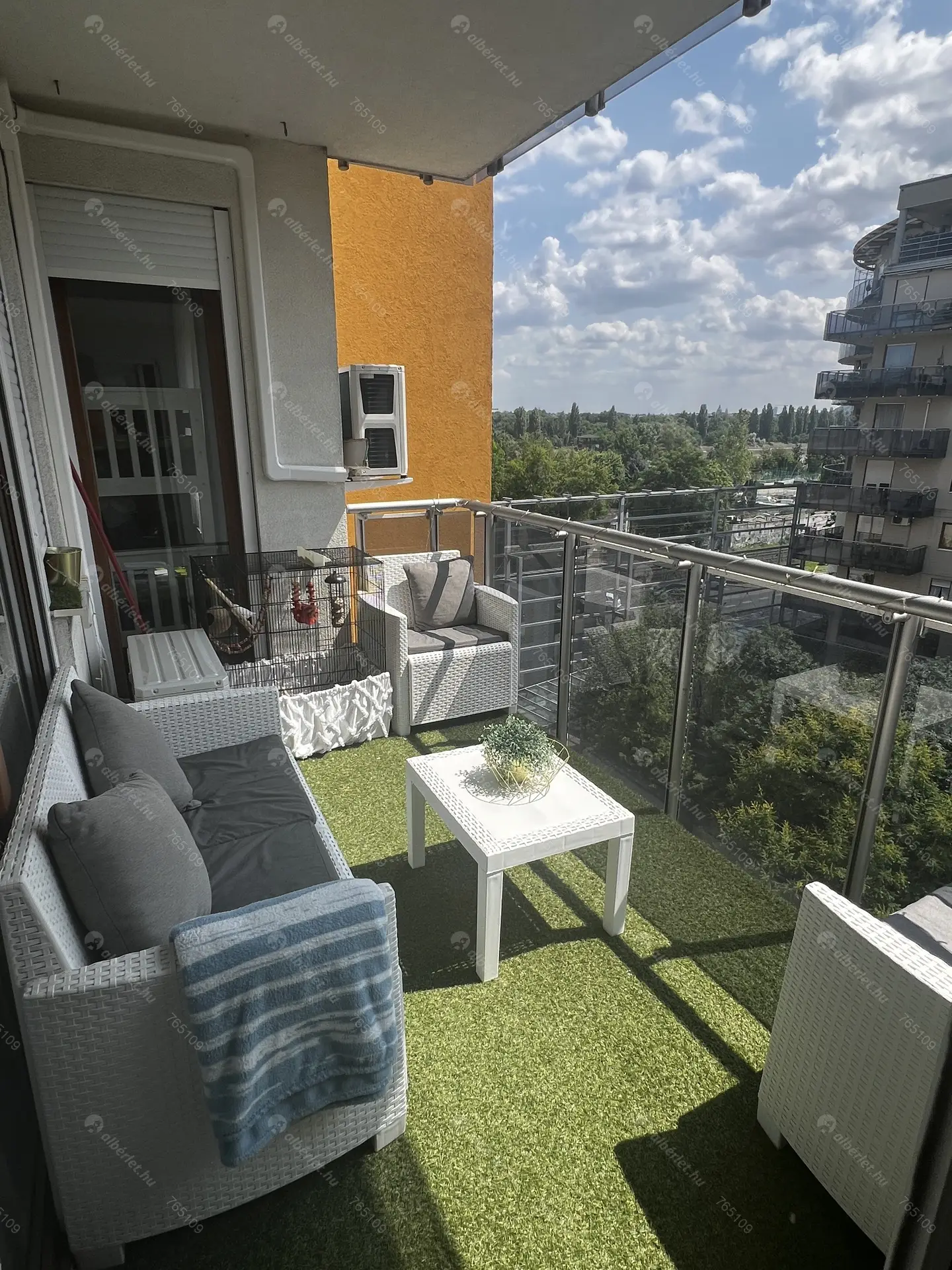 Kiadó albérlet 390000 Ft/hó áron: Budapest, III. kerület  Lajos utca. Mérete: 78 nm, 3 szobás | Alberlet.hu - 6494802