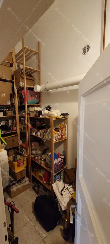 Kiadó albérlet 350000 Ft/hó áron: Budapest, III. kerület  Laktanya utca. Mérete: 64 nm, 2 szobás | Alberlet.hu - 6702130