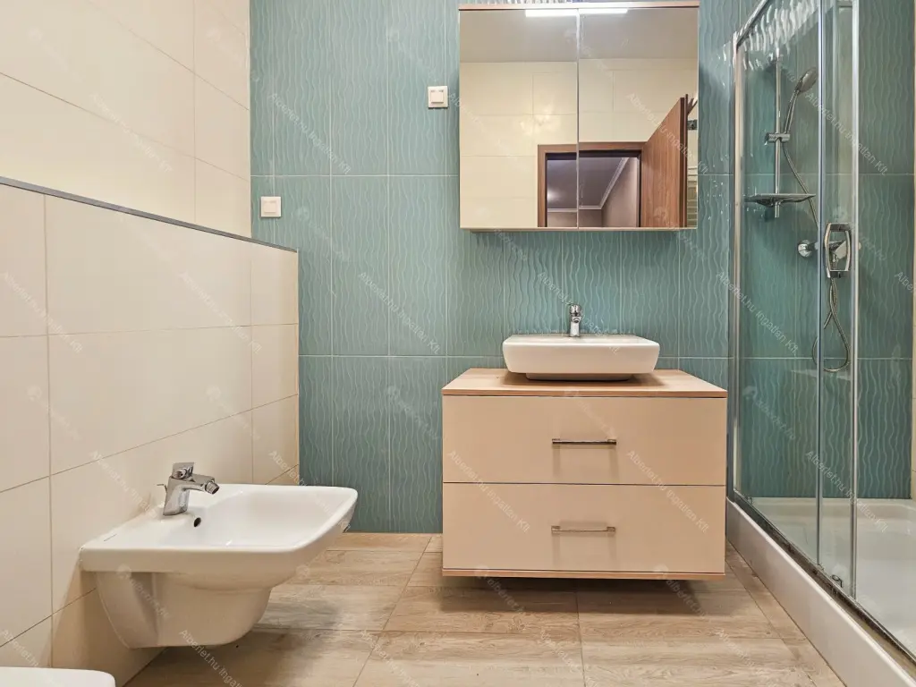 Kiadó albérlet 530000 Ft/hó áron: Budapest, III. kerület  Losonc utca. Mérete: 78 nm, 3 szobás | Alberlet.hu - 6663682