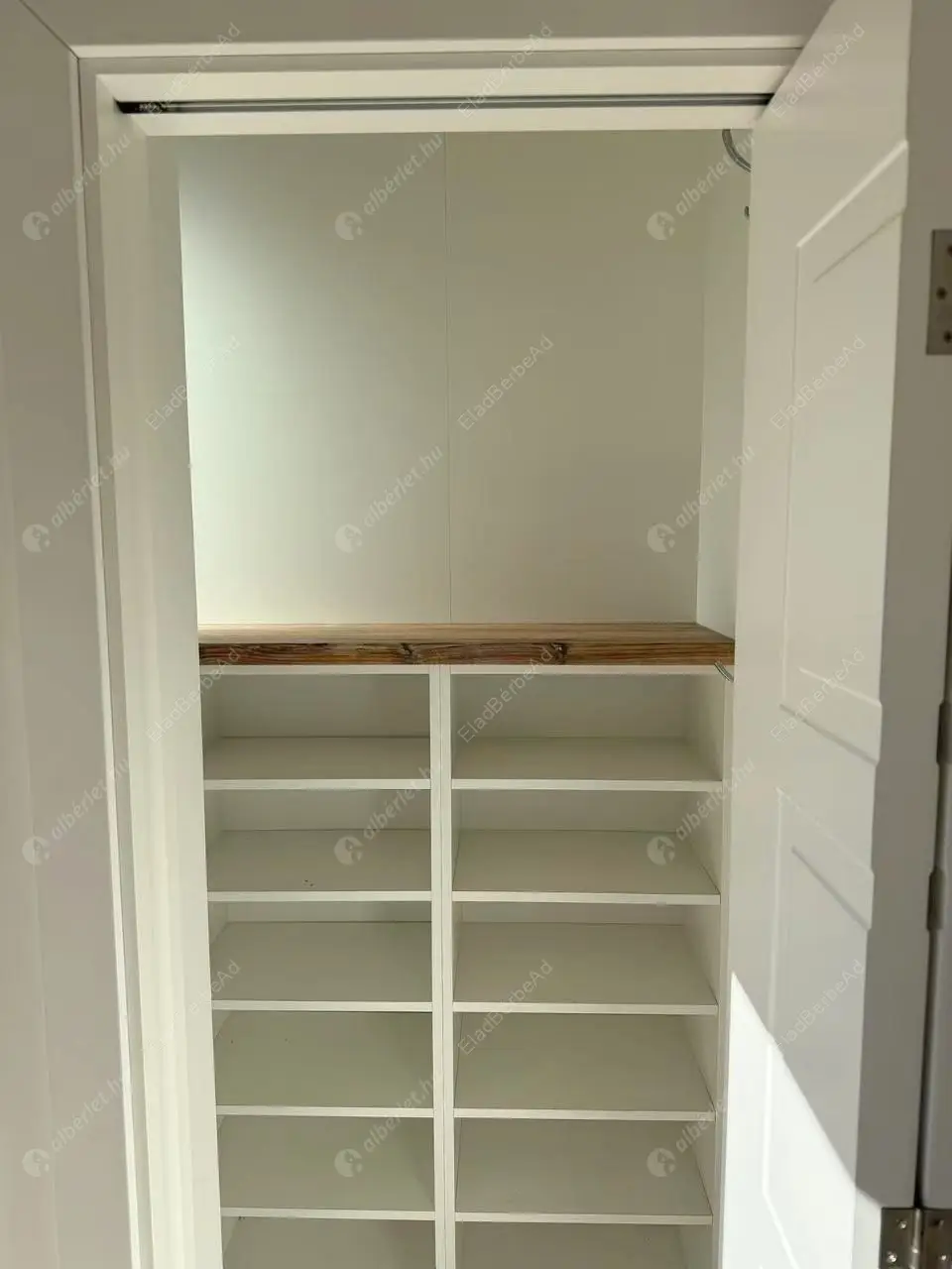 Kiadó albérlet 490000 Ft/hó áron: Budapest, III. kerület  Nagyszombat utca. Mérete: 96 nm, 3 szobás | Alberlet.hu - 6450424