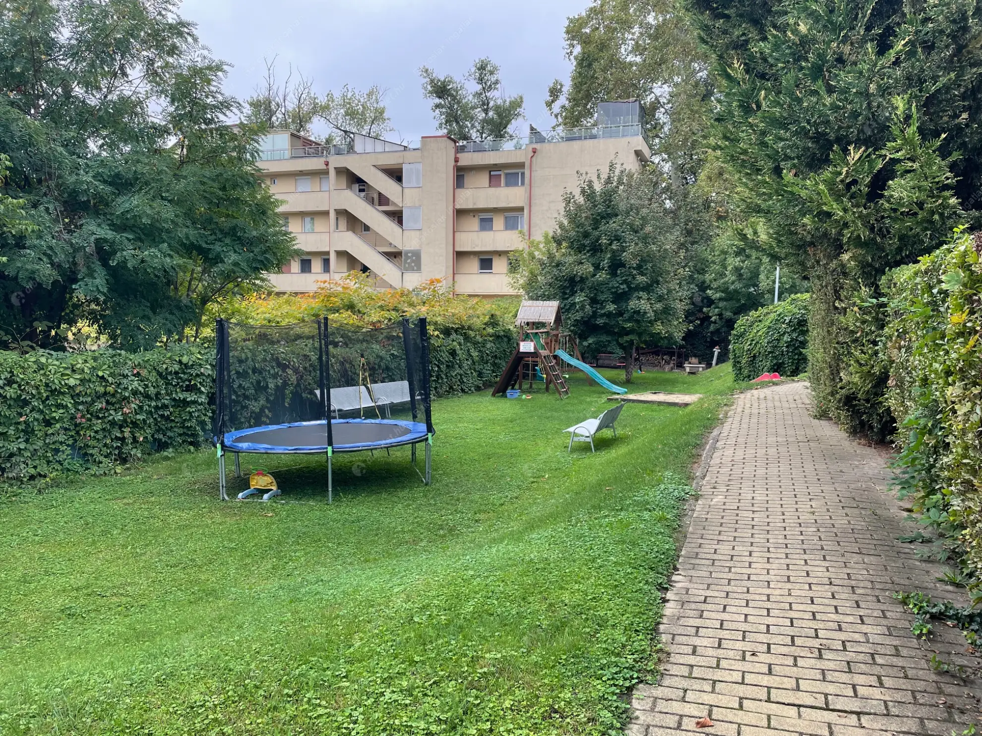 Kiadó albérlet 690000 Ft/hó áron: Budapest, III. kerület  Nánási út. Mérete: 136 nm, 4 szobás | Alberlet.hu - 6547186