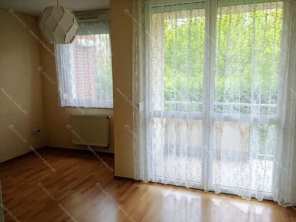 Kiadó albérlet 220000 Ft/hó áron: Budapest, III. kerület  Nánási út. Mérete: 37 nm, 1 szobás | Alberlet.hu - 6651254