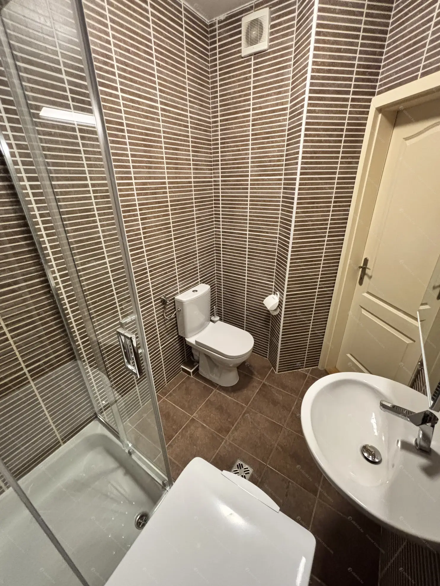 Kiadó albérlet 260000 Ft/hó áron: Budapest, III. kerület  Nánási út. Mérete: 50 nm, 2 szobás | Alberlet.hu - 6612467