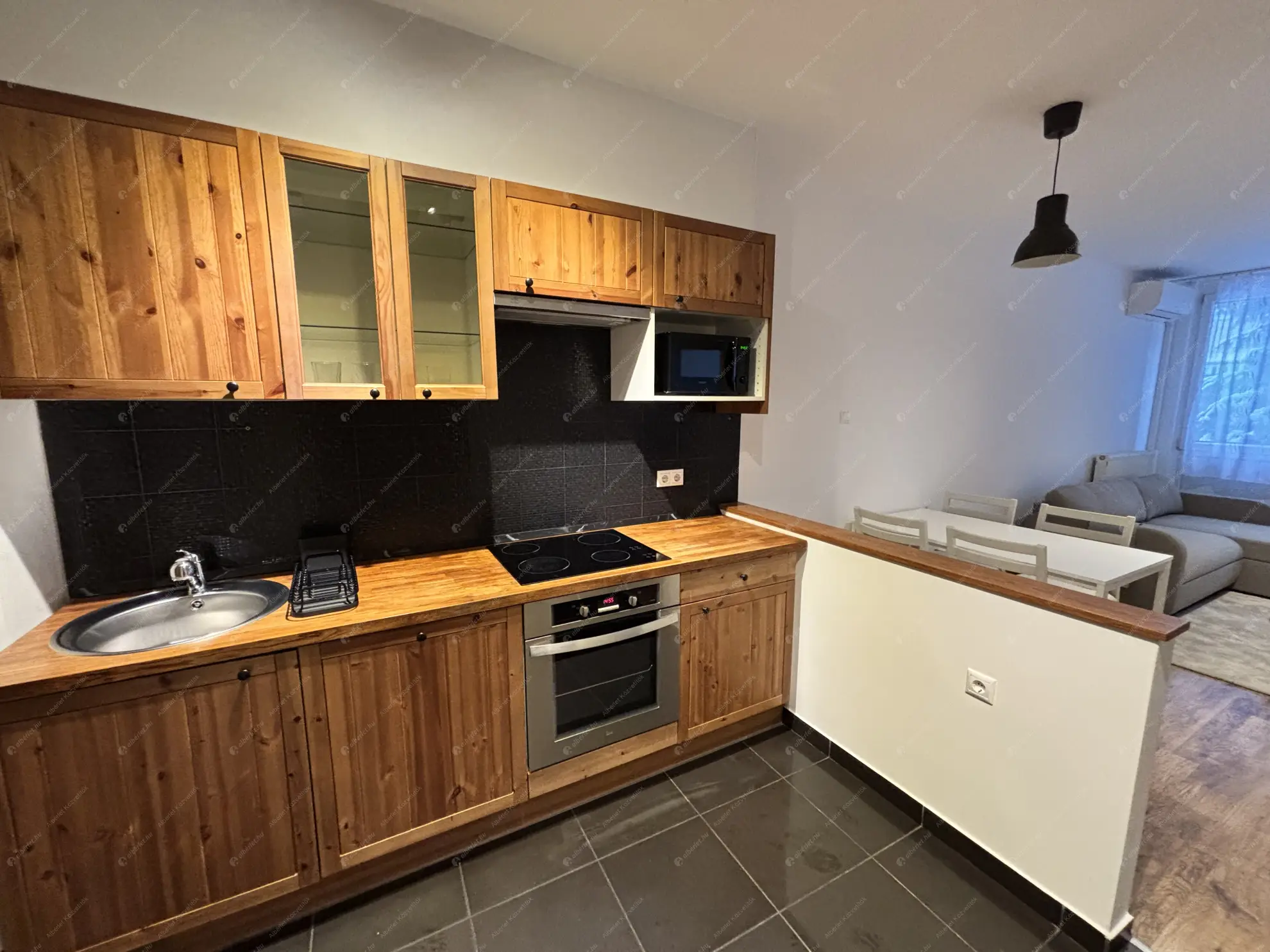 Kiadó albérlet 260000 Ft/hó áron: Budapest, III. kerület  Nánási út. Mérete: 50 nm, 2 szobás | Alberlet.hu - 6612475