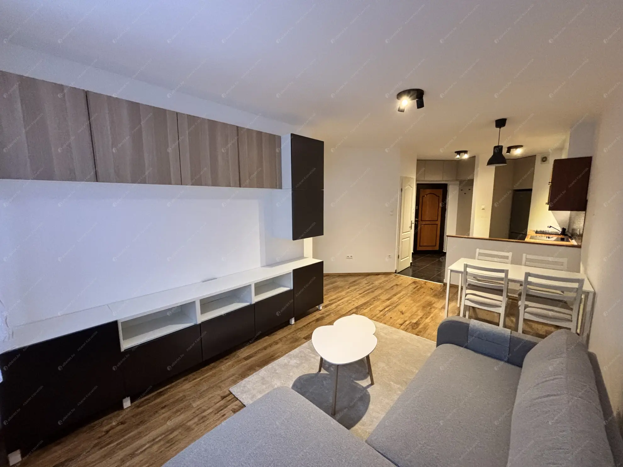 Kiadó albérlet 260000 Ft/hó áron: Budapest, III. kerület  Nánási út. Mérete: 50 nm, 2 szobás | Alberlet.hu - 6612479