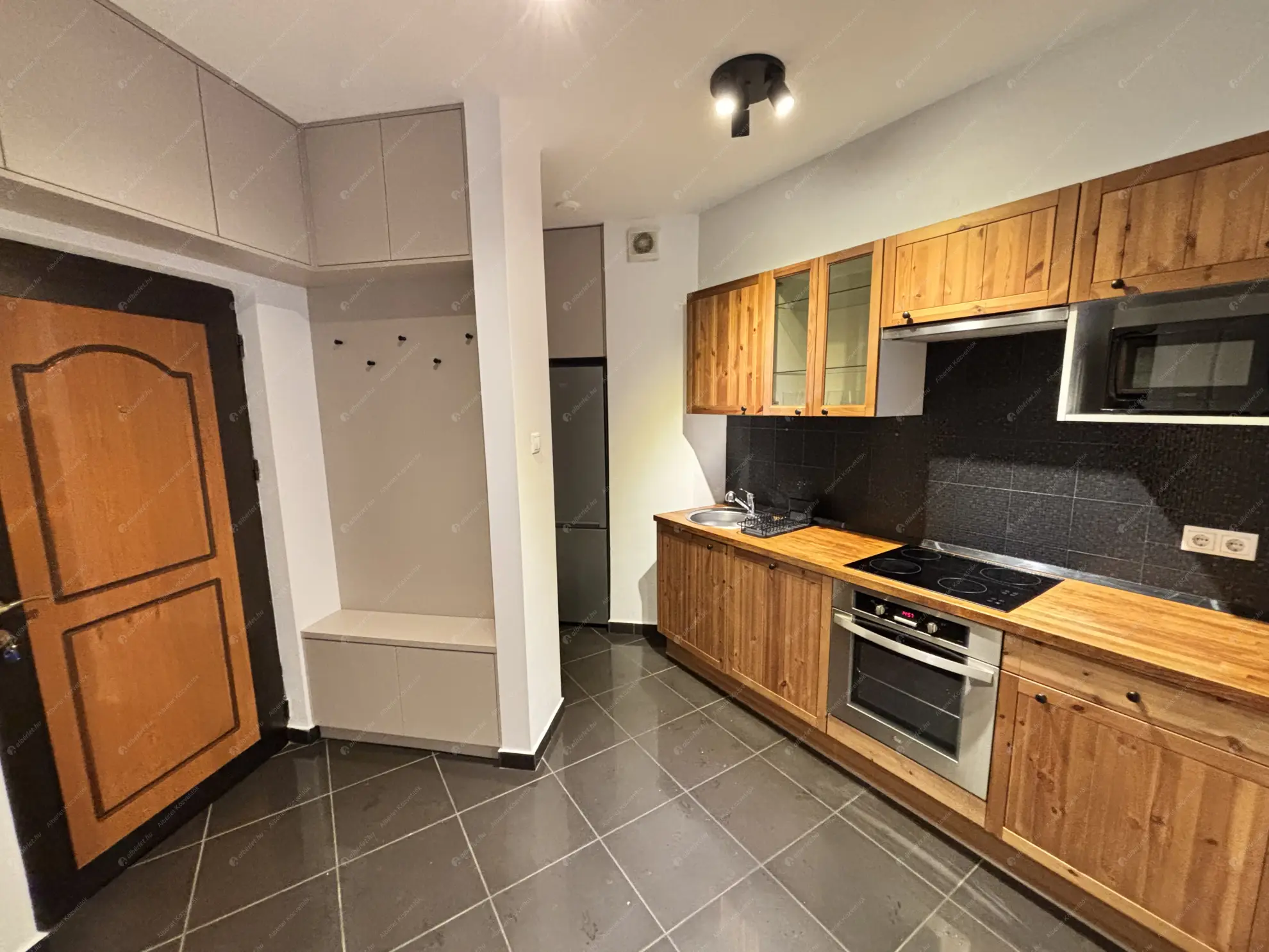 Kiadó albérlet 260000 Ft/hó áron: Budapest, III. kerület  Nánási út. Mérete: 50 nm, 2 szobás | Alberlet.hu - 6612481