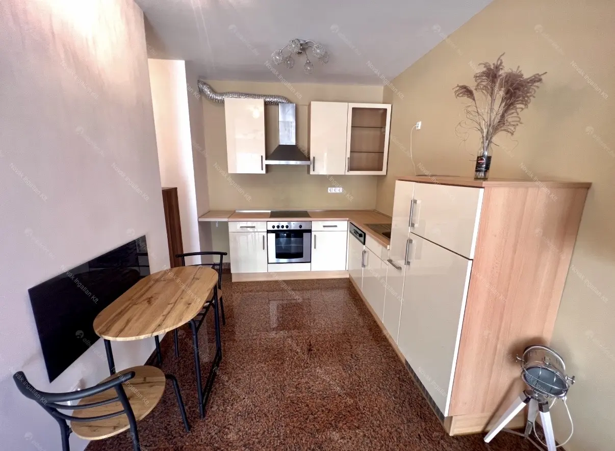 Kiadó albérlet 320000 Ft/hó áron: Budapest, III. kerület  Nánási út. Mérete: 52 nm, 2 szobás | Alberlet.hu - 6830541