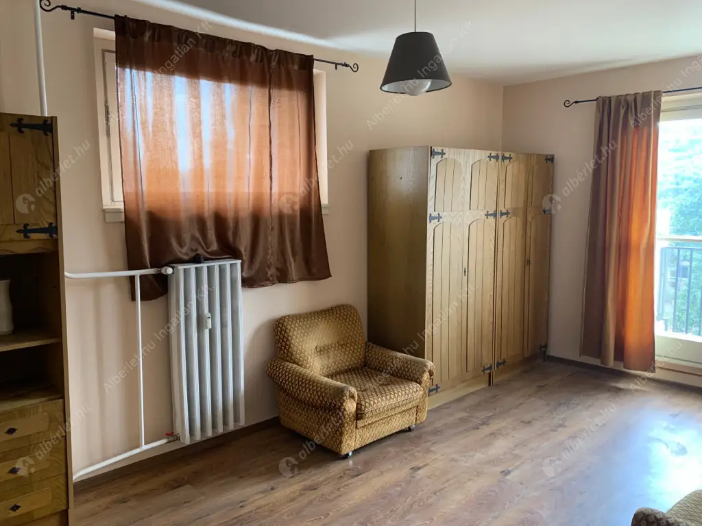 Kiadó albérlet 170000 Ft/hó áron: Budapest, III. kerület  Õszike utca. Mérete: 36 nm, 1 szobás | Alberlet.hu - 6603178