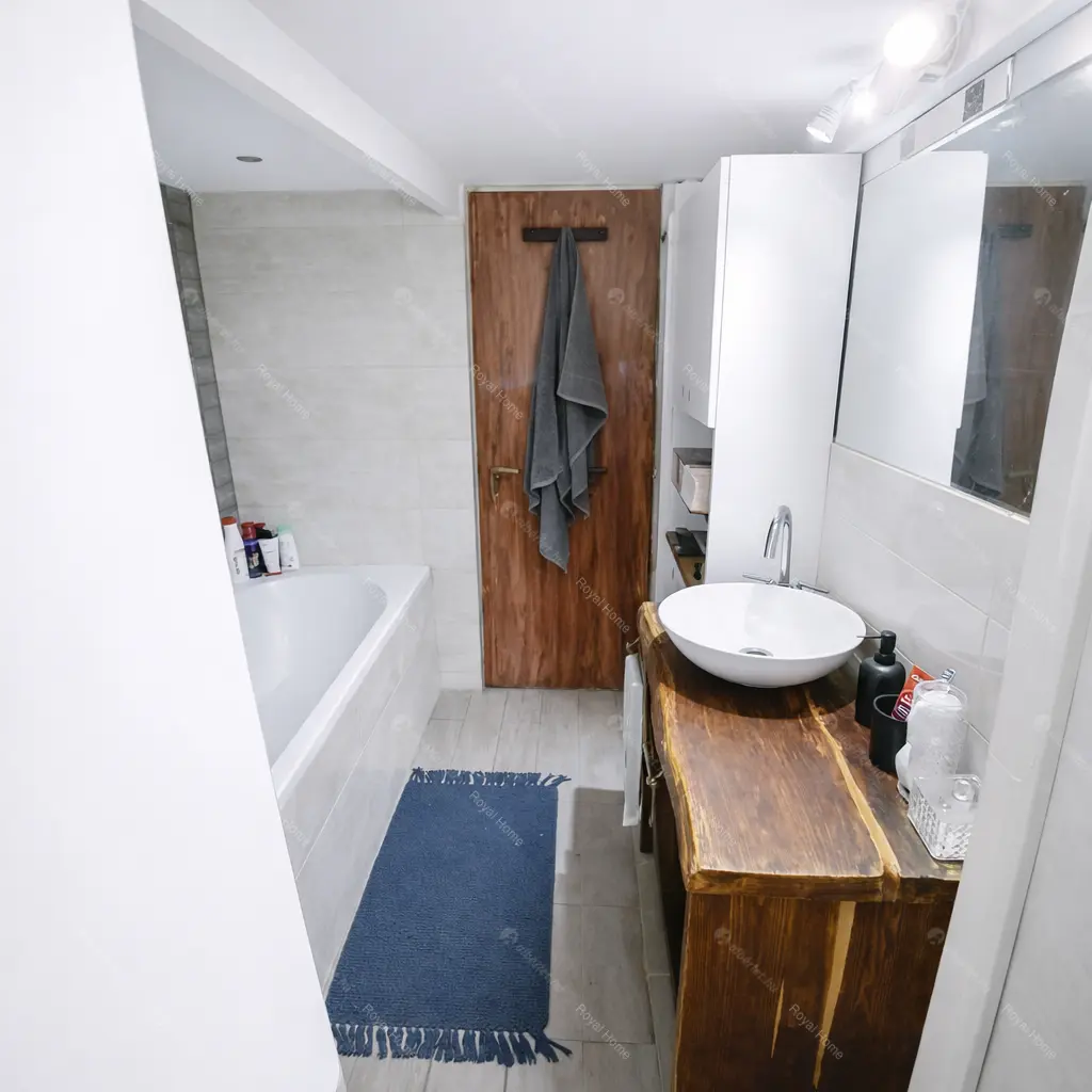 Kiadó albérlet 215000 Ft/hó áron: Budapest, III. kerület  Pacsirtamező utca. Mérete: 36 nm, 1 szobás | Alberlet.hu - 6692675