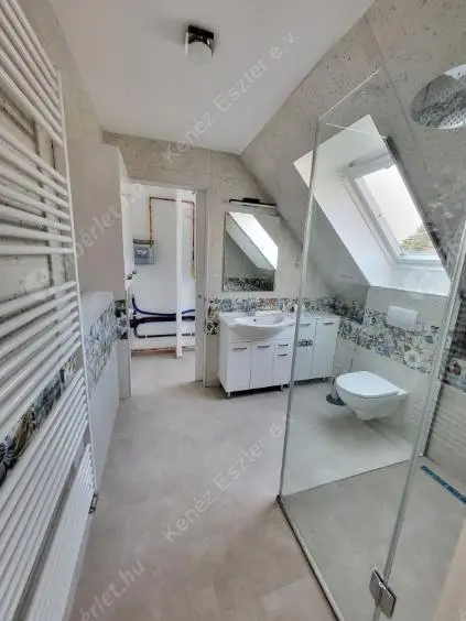 Kiadó albérlet 450000 Ft/hó áron: Budapest, III. kerület  Petőfi utca. Mérete: 103 nm, 4 szobás | Alberlet.hu - 6512606