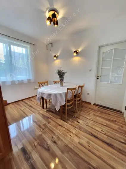 Kiadó albérlet 450000 Ft/hó áron: Budapest, III. kerület  Petőfi utca. Mérete: 103 nm, 4 szobás | Alberlet.hu - 6512612