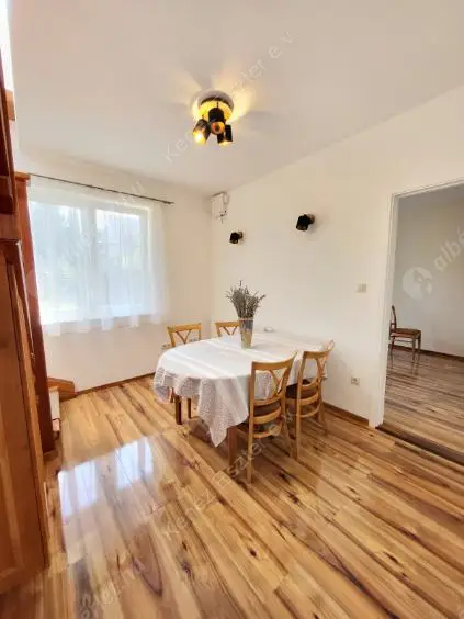 Kiadó albérlet 450000 Ft/hó áron: Budapest, III. kerület  Petőfi utca. Mérete: 103 nm, 4 szobás | Alberlet.hu - 6512614