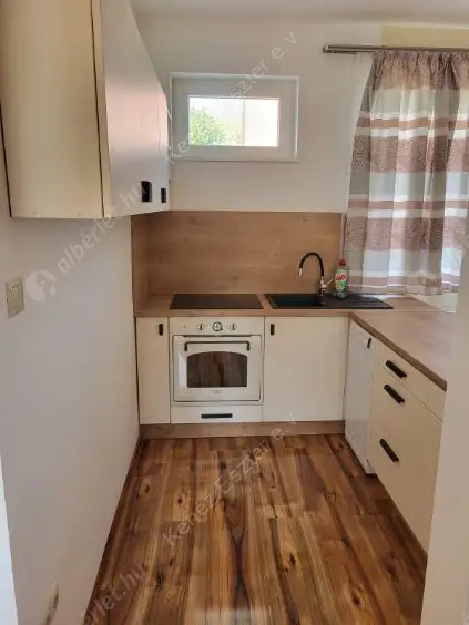 Kiadó albérlet 450000 Ft/hó áron: Budapest, III. kerület  Petőfi utca. Mérete: 103 nm, 4 szobás | Alberlet.hu - 6512617