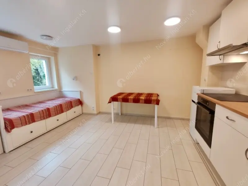 Kiadó albérlet 200000 Ft/hó áron: Budapest, III. kerület  Prés utca. Mérete: 25 nm, 1 szobás | Alberlet.hu - 6585443