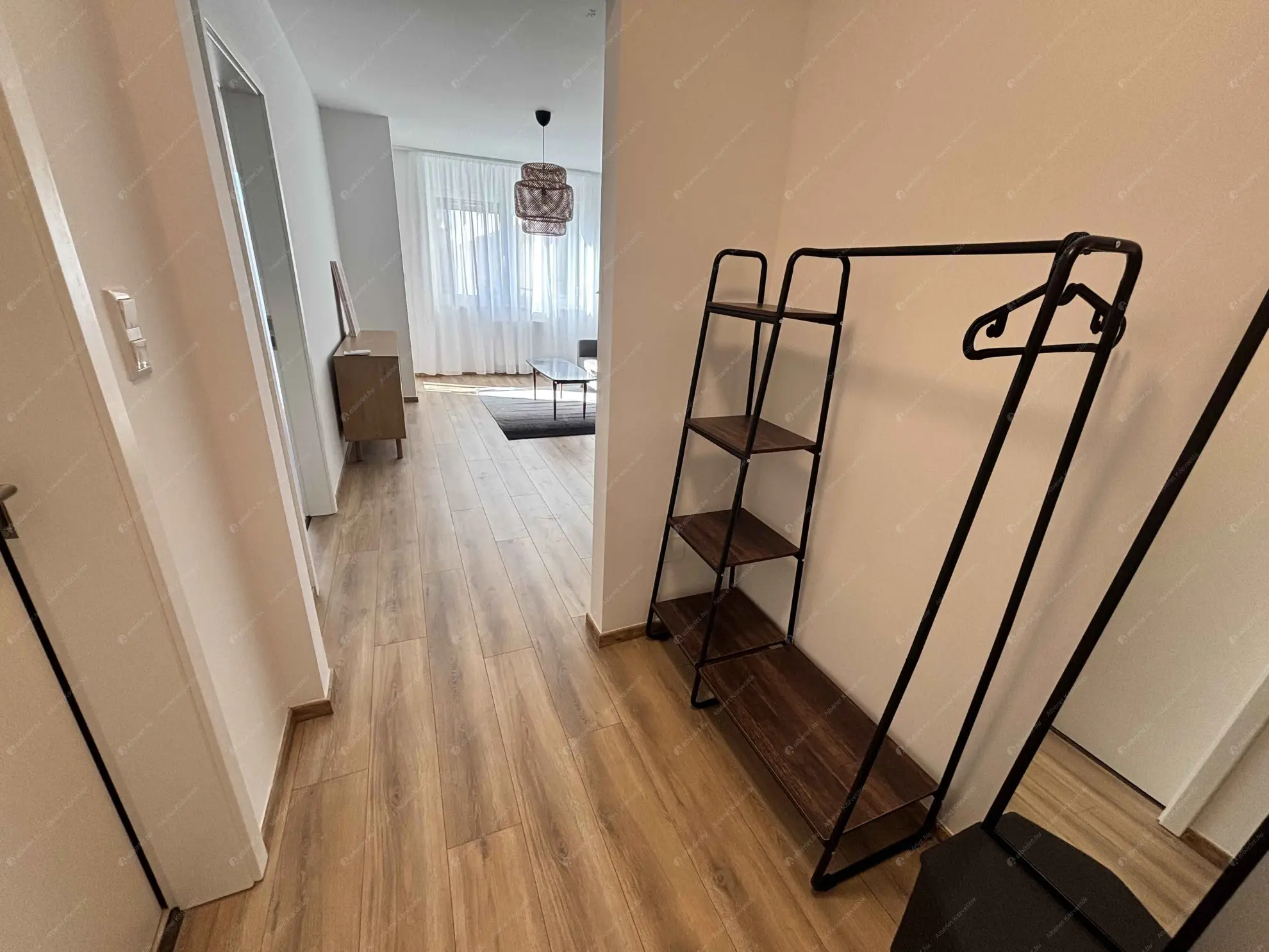 Kiadó albérlet 250000 Ft/hó áron: Budapest, III. kerület  Pünkösdfürdő utca. Mérete: 46 nm, 2 szobás | Alberlet.hu - 6593594