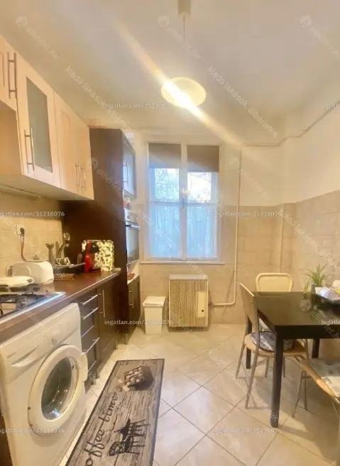 Kiadó albérlet 190000 Ft/hó áron: Budapest, III. kerület  Raktár utca. Mérete: 35 nm, 1 szobás | Alberlet.hu - 6647549