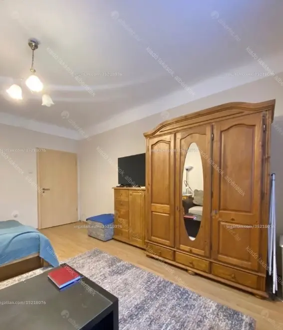 Kiadó albérlet 190000 Ft/hó áron: Budapest, III. kerület  Raktár utca. Mérete: 35 nm, 1 szobás | Alberlet.hu - 6647552