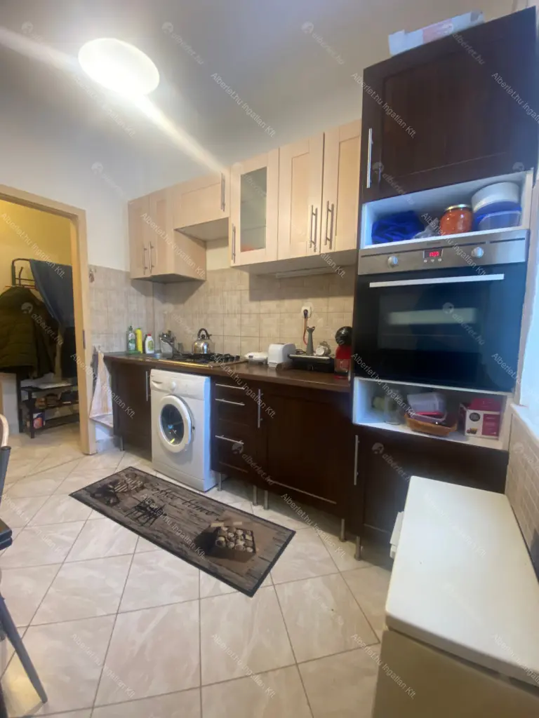 Kiadó albérlet 190000 Ft/hó áron: Budapest, III. kerület  Raktár utca. Mérete: 35 nm, 1 szobás | Alberlet.hu - 6651425