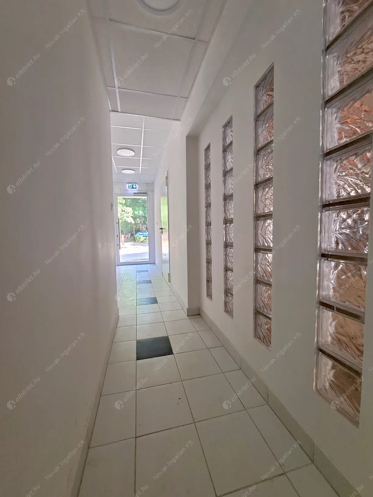 Kiadó albérlet 265000 Ft/hó áron: Budapest, III. kerület  Raktár utca. Mérete: 53 nm, 2 szobás | Alberlet.hu - 6382073
