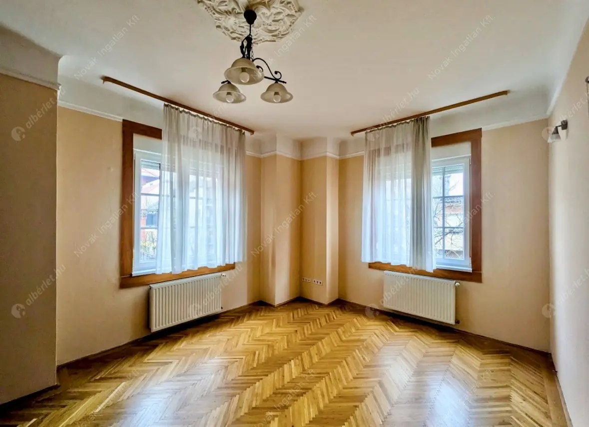 Kiadó albérlet 250000 Ft/hó áron: Budapest, III. kerület  San Marco utca. Mérete: 62 nm, 2 szobás | Alberlet.hu - 6594799