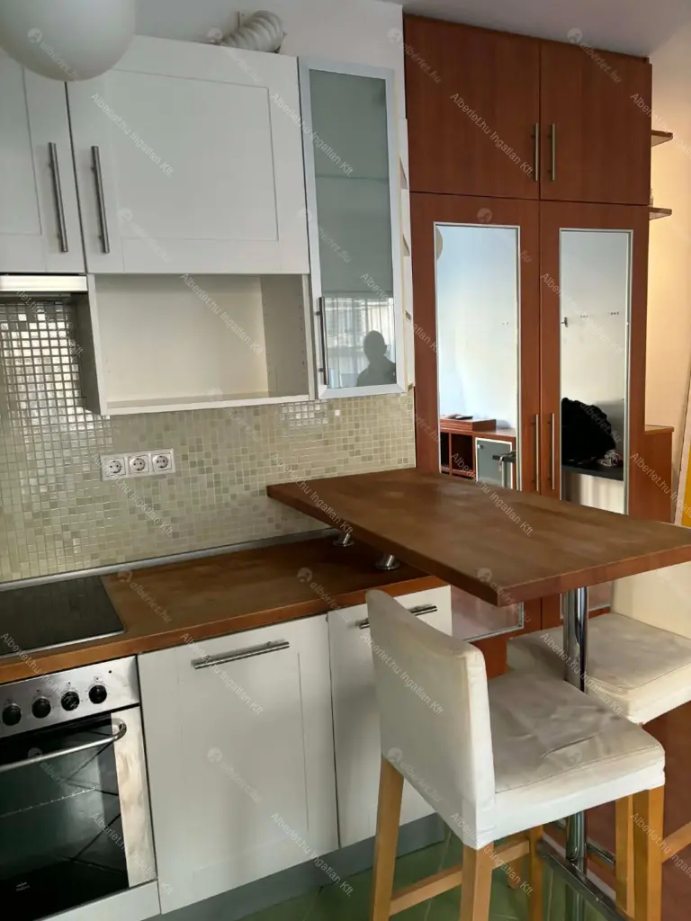 Kiadó albérlet 240000 Ft/hó áron: Budapest, III. kerület  Selmeci utca. Mérete: 39 nm, 2 szobás | Alberlet.hu - 6692430