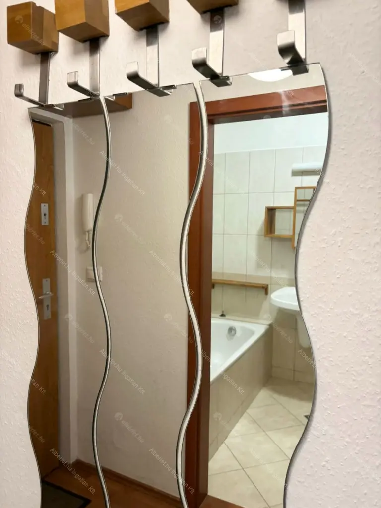 Kiadó albérlet 240000 Ft/hó áron: Budapest, III. kerület  Selmeci utca. Mérete: 39 nm, 2 szobás | Alberlet.hu - 6692439