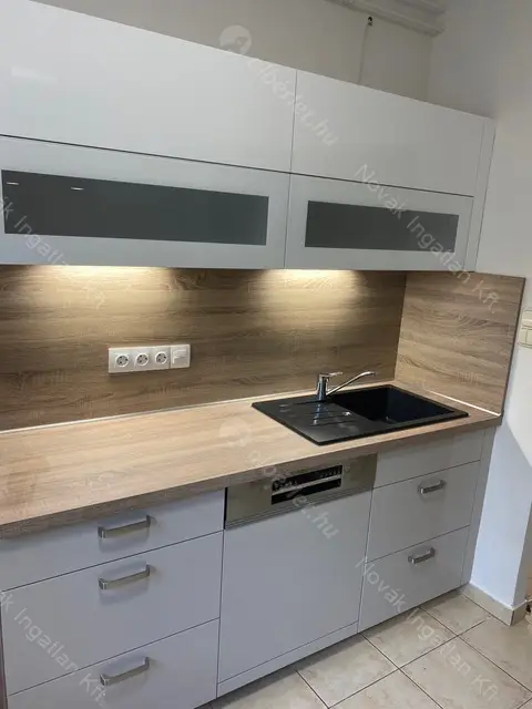 Kiadó albérlet 340000 Ft/hó áron: Budapest, III. kerület  Selmeci utca. Mérete: 85 nm, 3 szobás | Alberlet.hu - 6577944