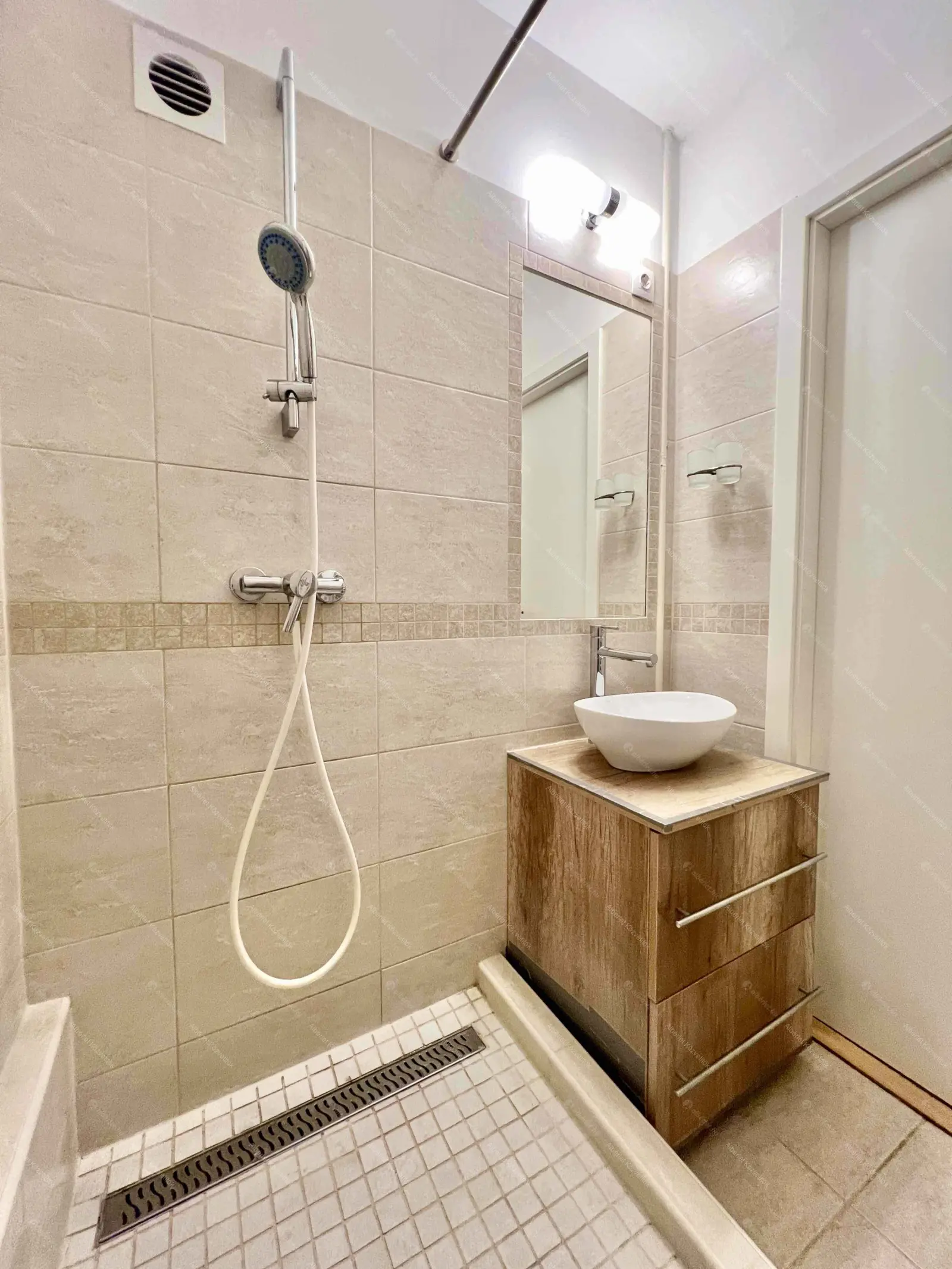 Kiadó albérlet 220000 Ft/hó áron: Budapest, III. kerület  Solymár utca. Mérete: 48 nm, 2 szobás | Alberlet.hu - 6642839