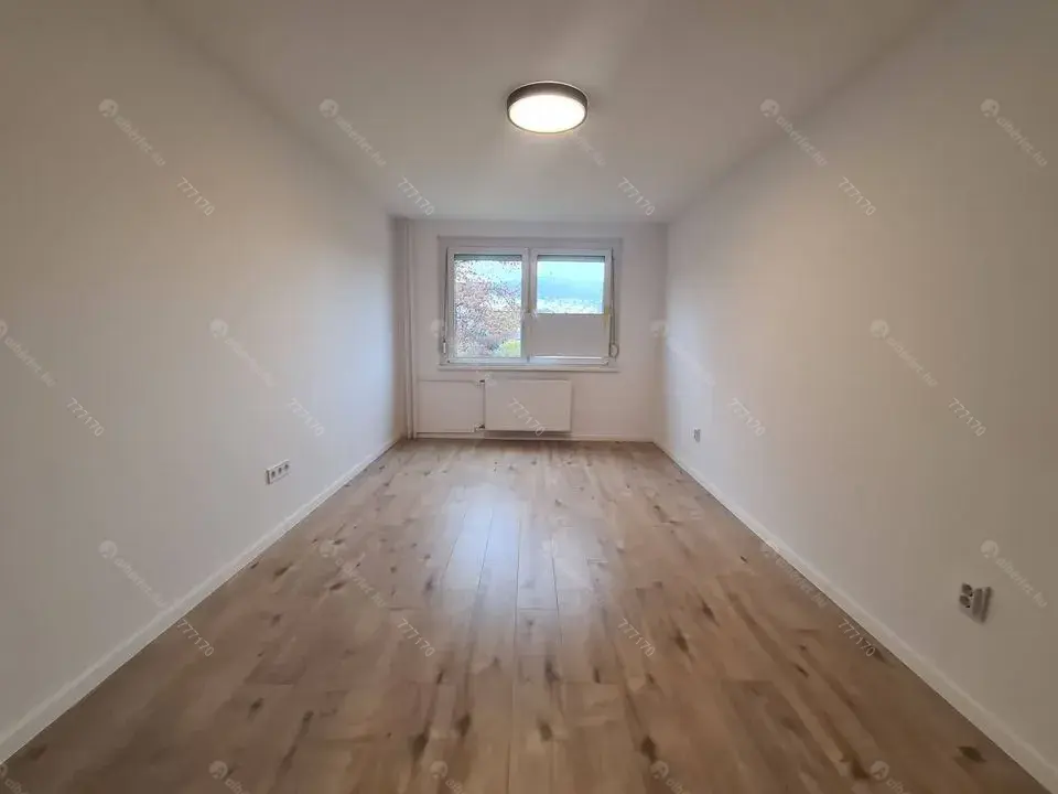 Kiadó albérlet 250000 Ft/hó áron: Budapest, III. kerület  Szél utca. Mérete: 50 nm, 2 szobás | Alberlet.hu - 6699240