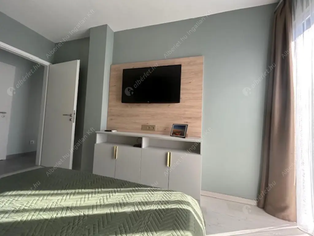Kiadó albérlet 480000 Ft/hó áron: Budapest, III. kerület  Szent István utca. Mérete: 80 nm, 2 szobás | Alberlet.hu - 6568819