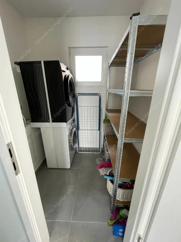 Kiadó albérlet 480000 Ft/hó áron: Budapest, III. kerület  Szent István utca. Mérete: 80 nm, 2 szobás | Alberlet.hu - 6568825