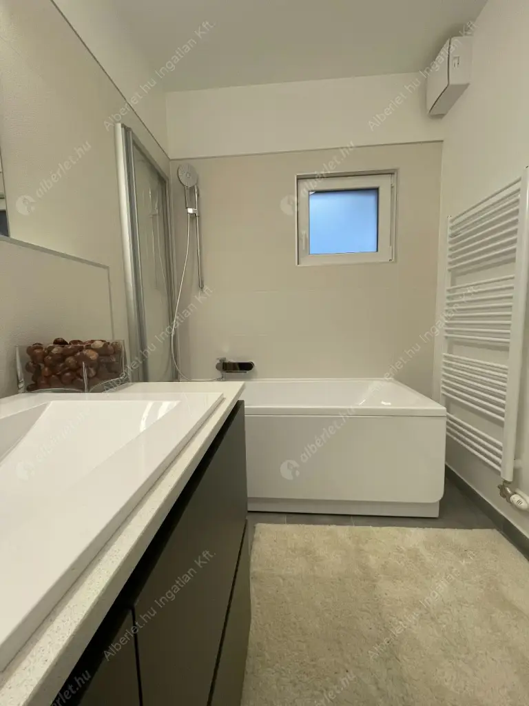 Kiadó albérlet 480000 Ft/hó áron: Budapest, III. kerület  Szent István utca. Mérete: 80 nm, 2 szobás | Alberlet.hu - 6568831