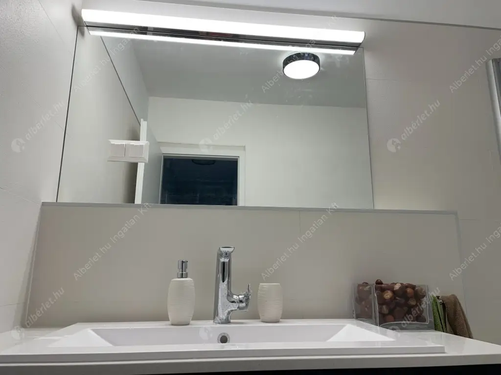 Kiadó albérlet 480000 Ft/hó áron: Budapest, III. kerület  Szent István utca. Mérete: 80 nm, 2 szobás | Alberlet.hu - 6568832