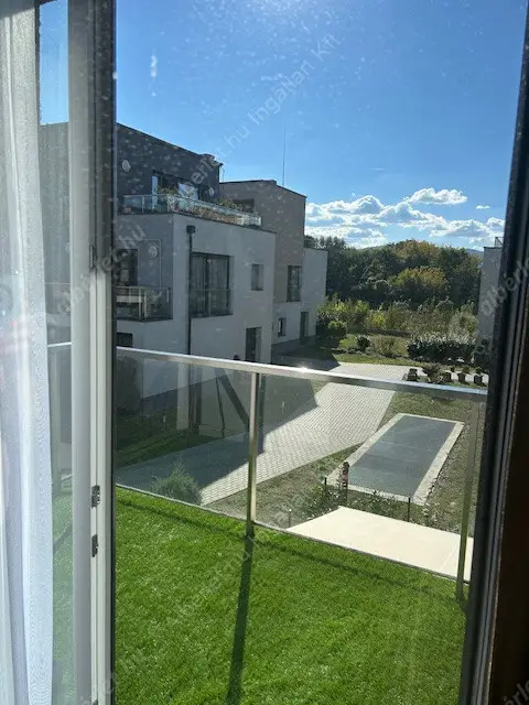 Kiadó albérlet 480000 Ft/hó áron: Budapest, III. kerület  Szent István utca. Mérete: 80 nm, 2 szobás | Alberlet.hu - 6568837