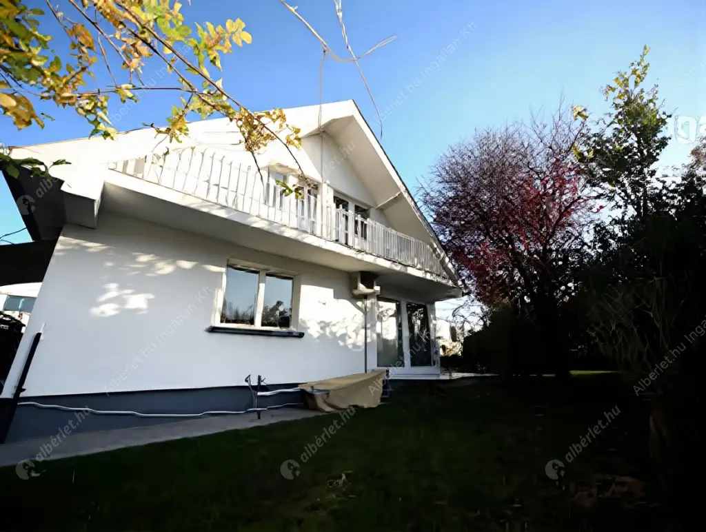 Kiadó albérlet 990000 Ft/hó áron: Budapest, III. kerület  Szentendrei út. Mérete: 200 nm, 8 szobás | Alberlet.hu - 6605947