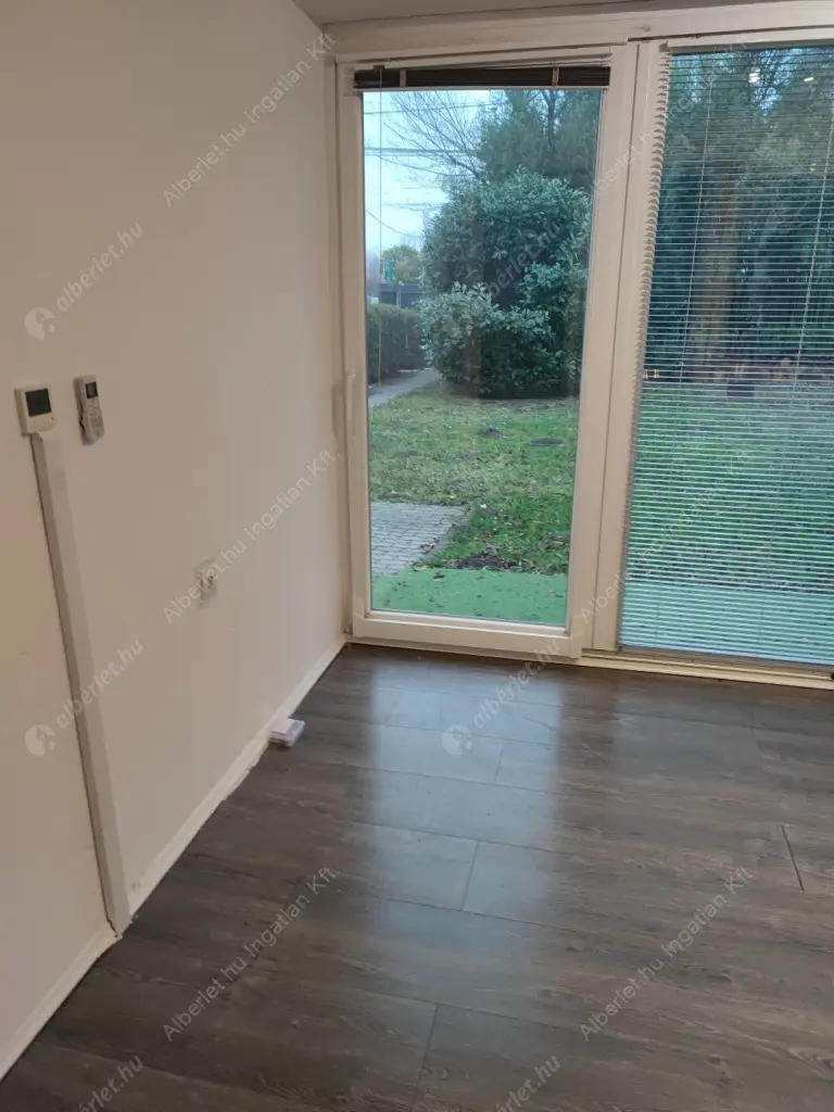 Kiadó albérlet 990000 Ft/hó áron: Budapest, III. kerület  Szentendrei út. Mérete: 200 nm, 8 szobás | Alberlet.hu - 6619412