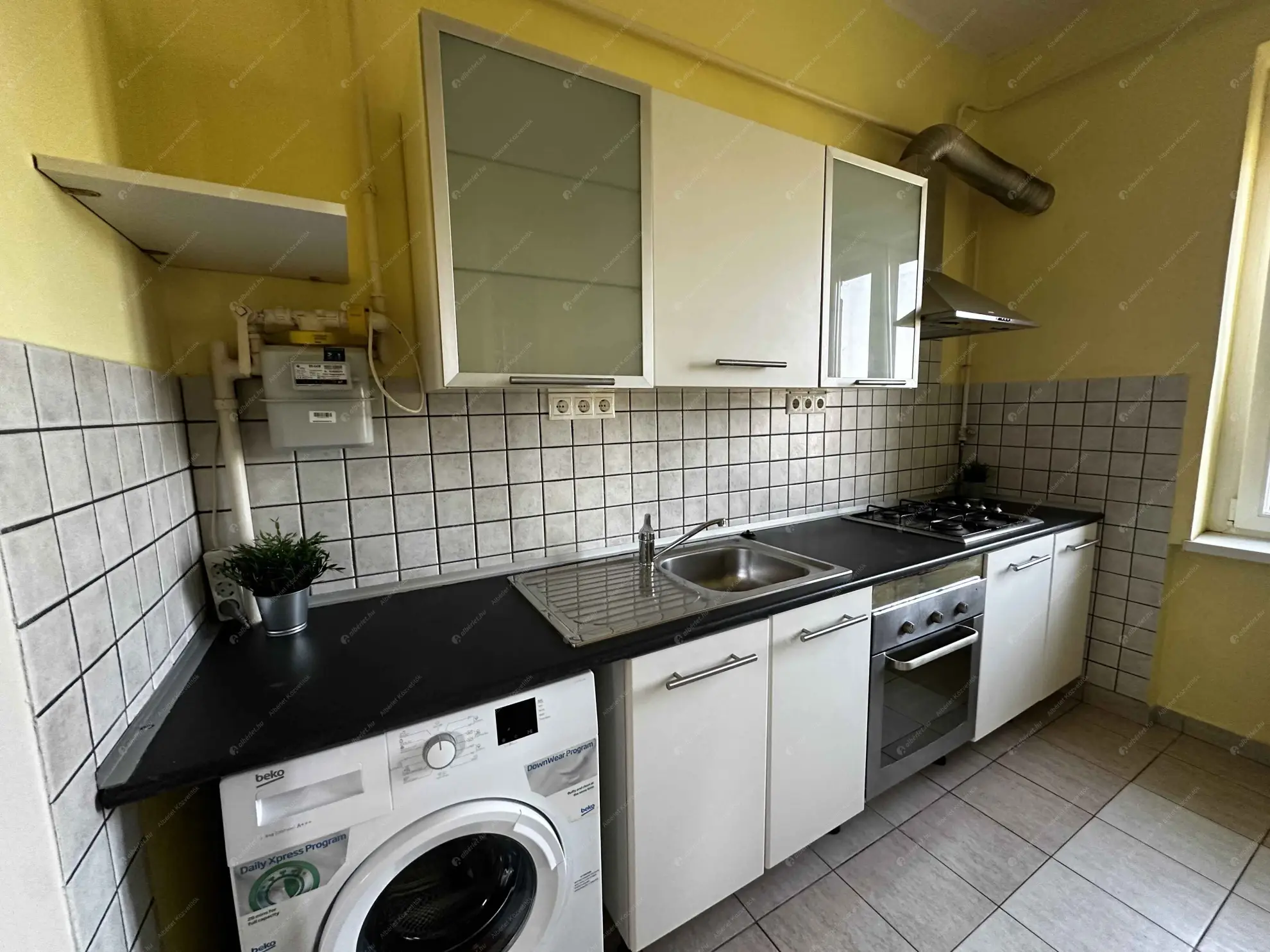 Kiadó albérlet 170000 Ft/hó áron: Budapest, III. kerület  Szentendrei út. Mérete: 37 nm, 1 szobás | Alberlet.hu - 6609282