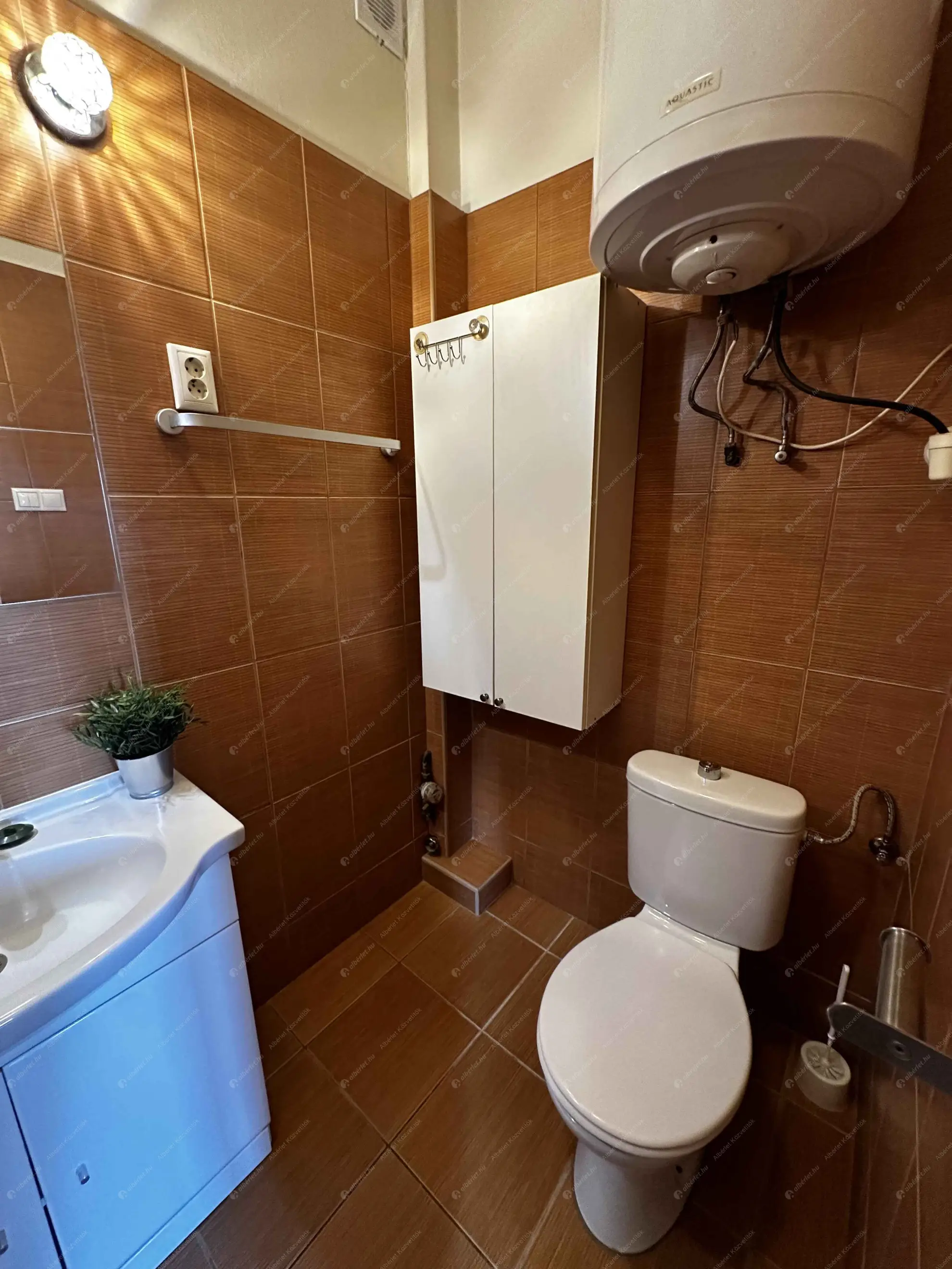 Kiadó albérlet 170000 Ft/hó áron: Budapest, III. kerület  Szentendrei út. Mérete: 37 nm, 1 szobás | Alberlet.hu - 6609285