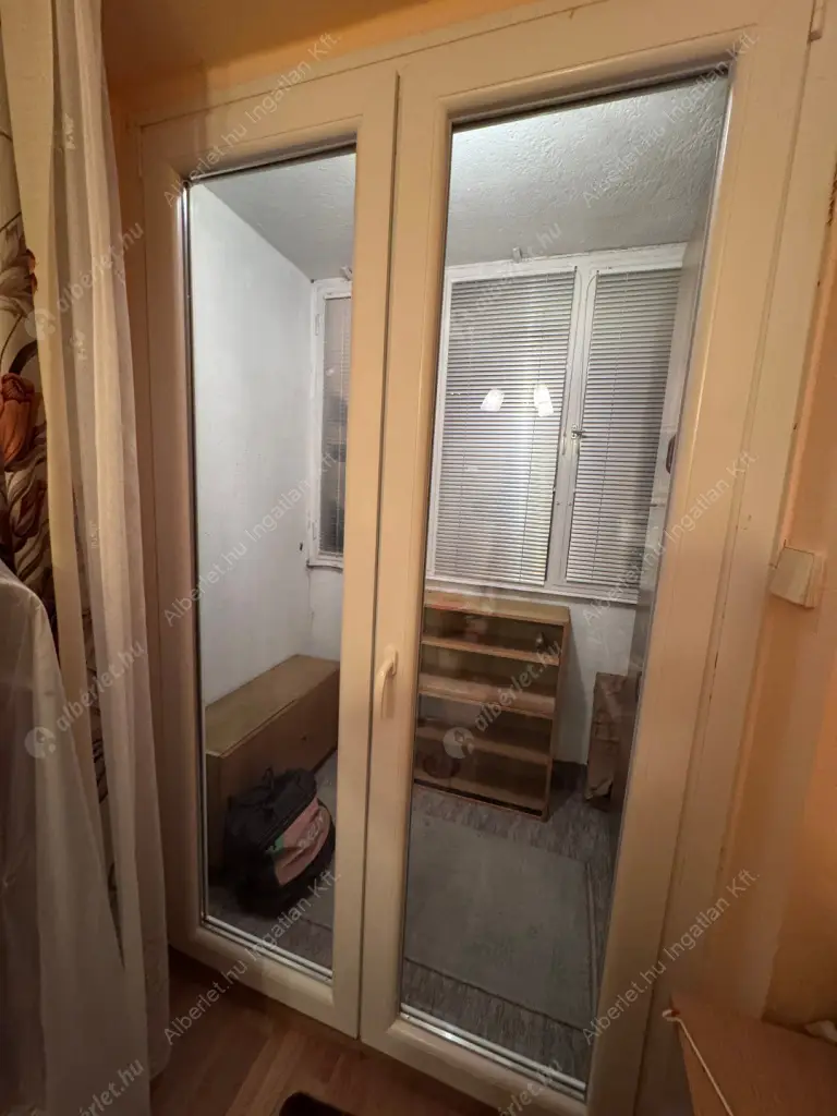 Kiadó albérlet 200000 Ft/hó áron: Budapest, III. kerület  Szentendrei út. Mérete: 51 nm, 1 szobás | Alberlet.hu - 6593684
