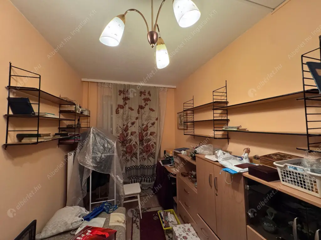 Kiadó albérlet 220000 Ft/hó áron: Budapest, III. kerület  Szentendrei út. Mérete: 51 nm, 1 szobás | Alberlet.hu - 6619525