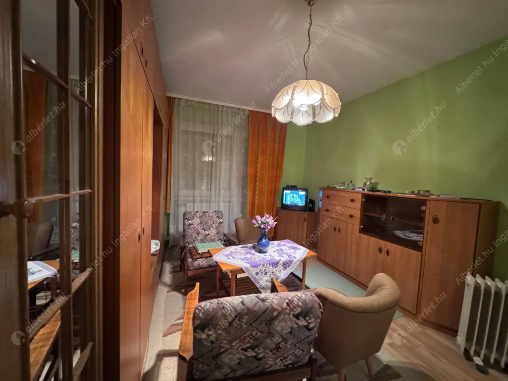 Kiadó albérlet 220000 Ft/hó áron: Budapest, III. kerület  Szentendrei út. Mérete: 51 nm, 1 szobás | Alberlet.hu - 6619529