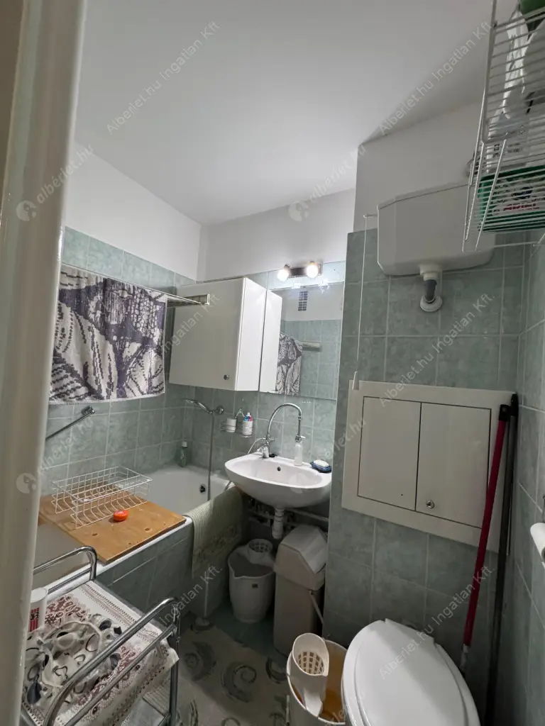 Kiadó albérlet 220000 Ft/hó áron: Budapest, III. kerület  Szentendrei út. Mérete: 51 nm, 1 szobás | Alberlet.hu - 6619532