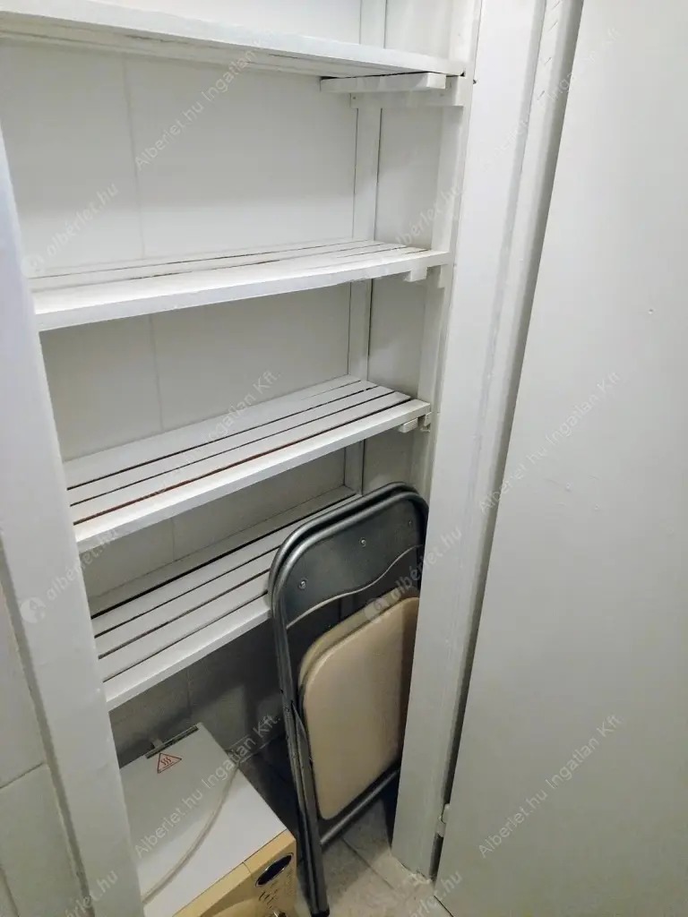 Kiadó albérlet 220000 Ft/hó áron: Budapest, III. kerület  Szentendrei út. Mérete: 52 nm, 2 szobás | Alberlet.hu - 6550964