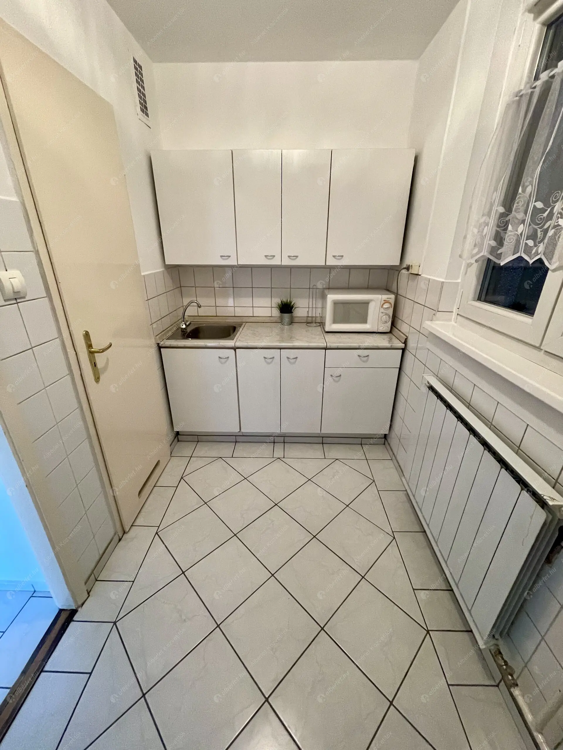 Kiadó albérlet 205000 Ft/hó áron: Budapest, III. kerület  Szentendrei út. Mérete: 52 nm, 2 szobás | Alberlet.hu - 6635174