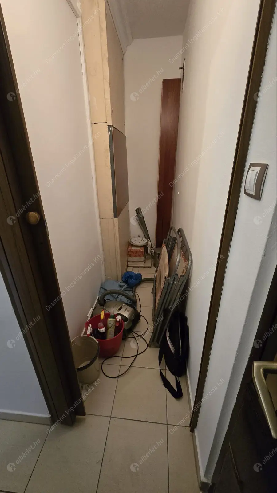 Kiadó albérlet 250000 Ft/hó áron: Budapest, III. kerület  Szentendrei út. Mérete: 54 nm, 2 szobás | Alberlet.hu - 6629437