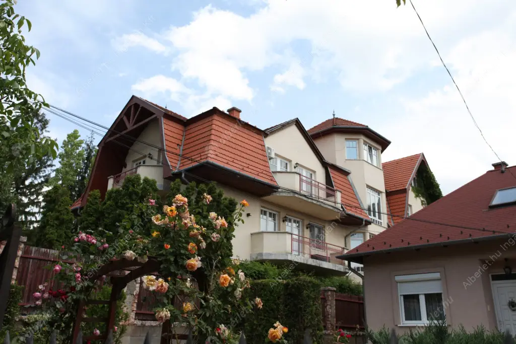 Kiadó albérlet 450000 Ft/hó áron: Budapest, III. kerület  Szépvölgyi út. Mérete: 130 nm, 3 szobás | Alberlet.hu - 6559857