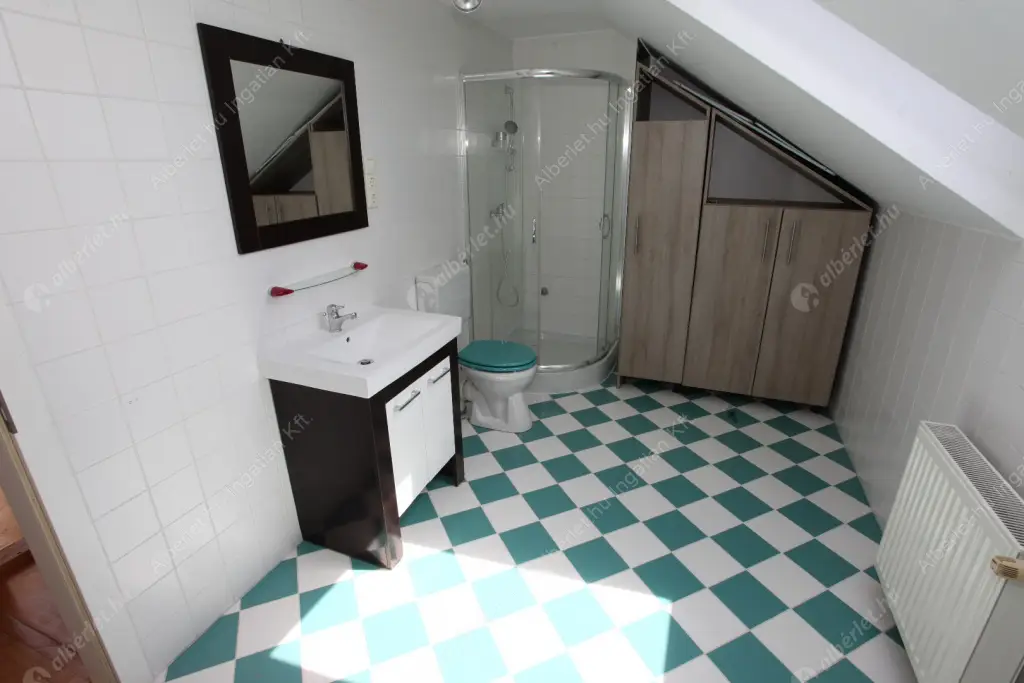 Kiadó albérlet 450000 Ft/hó áron: Budapest, III. kerület  Szépvölgyi út. Mérete: 130 nm, 3 szobás | Alberlet.hu - 6559862