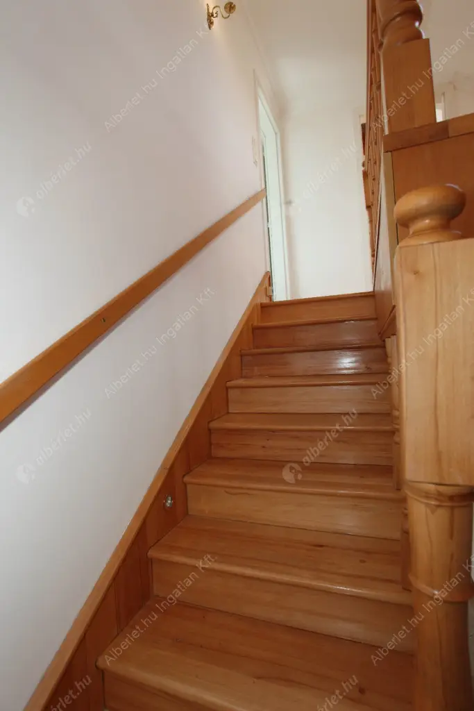 Kiadó albérlet 450000 Ft/hó áron: Budapest, III. kerület  Szépvölgyi út. Mérete: 130 nm, 3 szobás | Alberlet.hu - 6559866