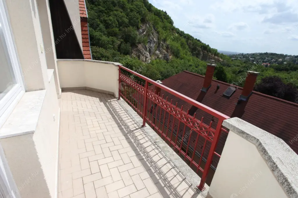 Kiadó albérlet 450000 Ft/hó áron: Budapest, III. kerület  Szépvölgyi út. Mérete: 130 nm, 3 szobás | Alberlet.hu - 6559869