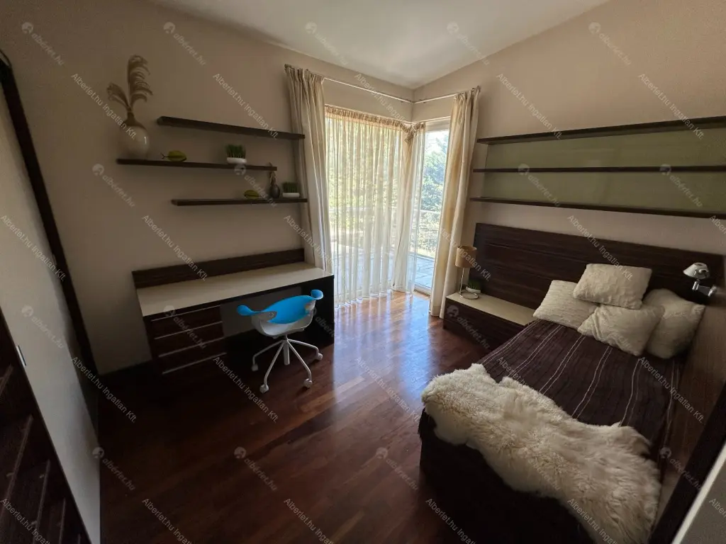 Kiadó albérlet 2300000 Ft/hó áron: Budapest, III. kerület  Szépvölgyi út. Mérete: 180 nm, 5 szobás | Alberlet.hu - 6702274